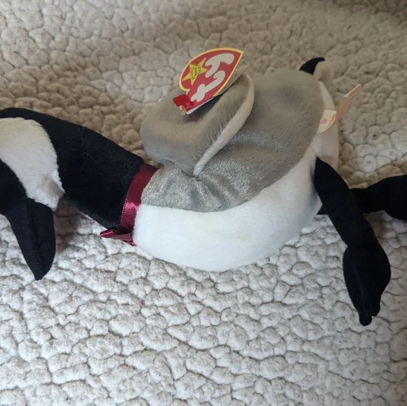 Ty Beanie Baby Loosy the Goose collectible plush toy, cottage/lake - Picture 7 of 7